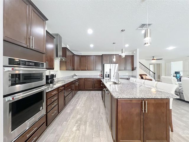 15084 CUDDY COURT, Orlando, FL 32820