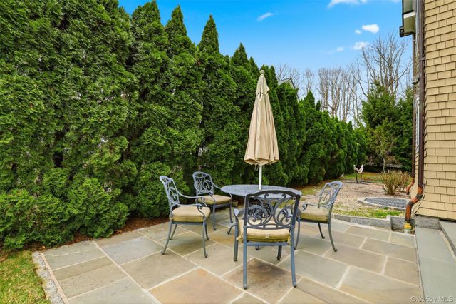 8 E Clinton Avenue, Irvington, NY 10533