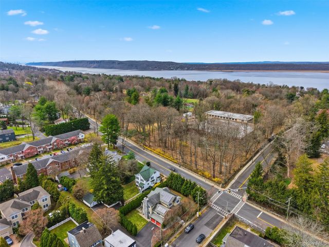 8 E Clinton Avenue, Irvington, NY 10533