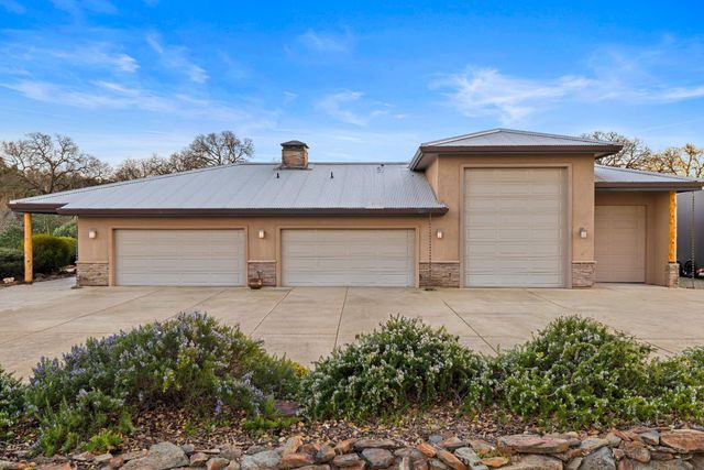 5630 Grazing Hill Rd, Shingle Springs, CA 95682