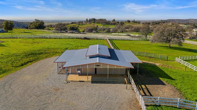 5630 Grazing Hill Rd, Shingle Springs, CA 95682