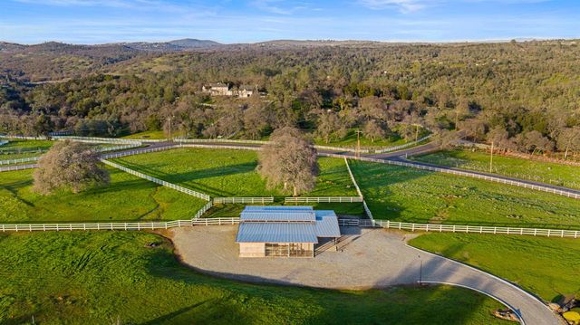 5630 Grazing Hill Rd, Shingle Springs, CA 95682