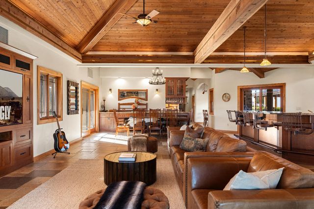 5630 Grazing Hill Rd, Shingle Springs, CA 95682