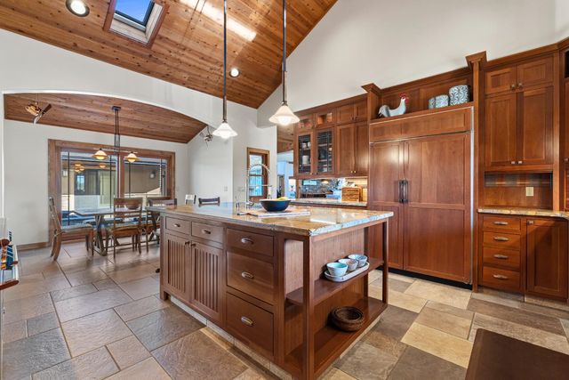 5630 Grazing Hill Rd, Shingle Springs, CA 95682