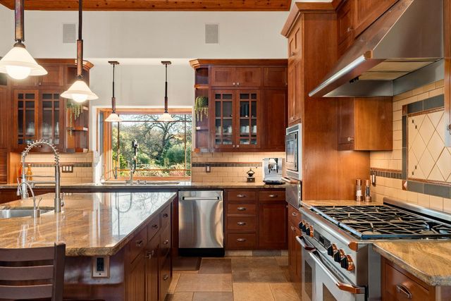 5630 Grazing Hill Rd, Shingle Springs, CA 95682