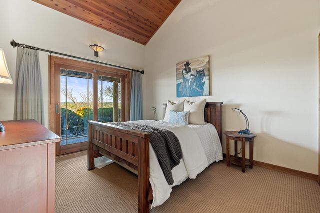 5630 Grazing Hill Rd, Shingle Springs, CA 95682