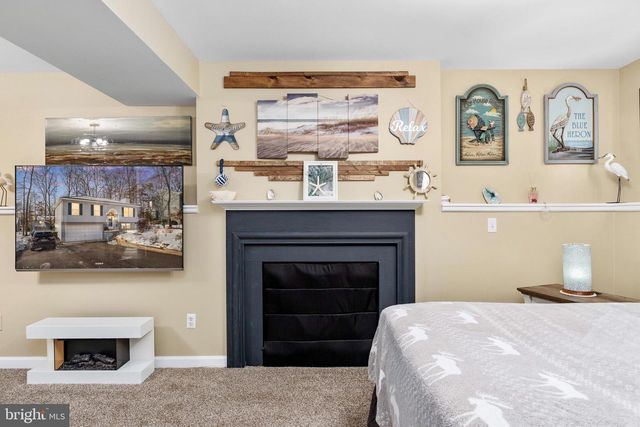 4207 LAKEVIEW PKWY, Locust Grove, VA 22508