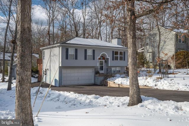 4207 LAKEVIEW PKWY, Locust Grove, VA 22508