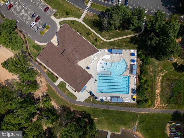 4207 LAKEVIEW PKWY, Locust Grove, VA 22508