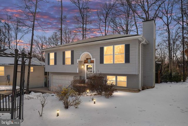 4207 LAKEVIEW PKWY, Locust Grove, VA 22508