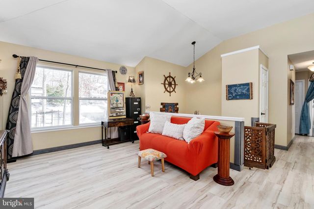 4207 LAKEVIEW PKWY, Locust Grove, VA 22508