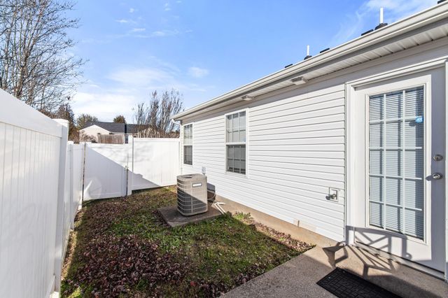 707 Erie Ct, Smyrna, TN 37167