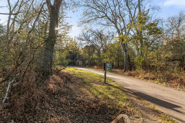 707 Erie Ct, Smyrna, TN 37167