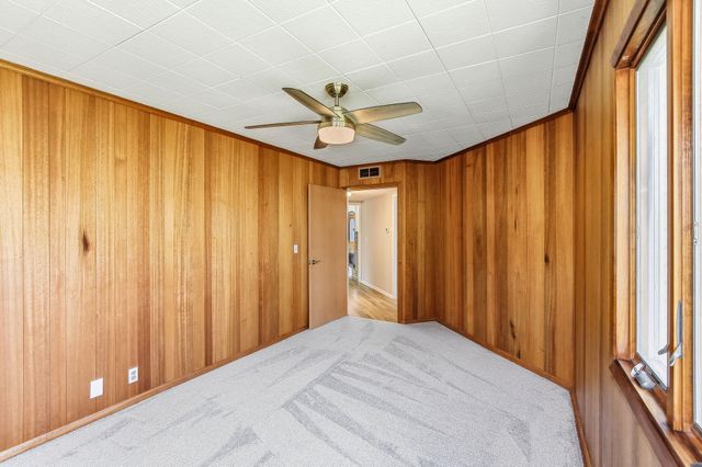 501 Drillane Road, Hopkins, MN 55305