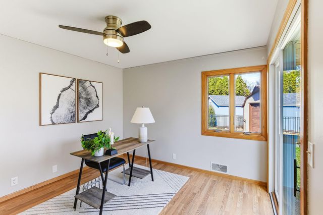 501 Drillane Road, Hopkins, MN 55305