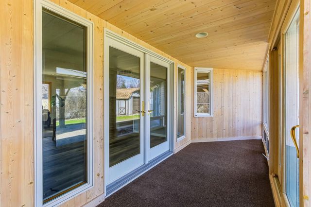 501 Drillane Road, Hopkins, MN 55305