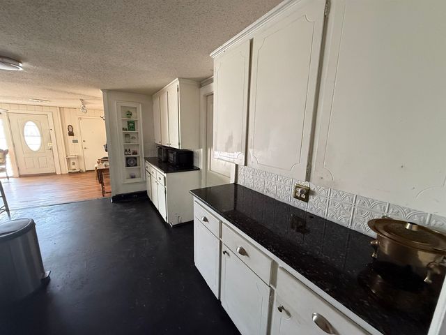 605 E Main St., Lake City, SC 29560