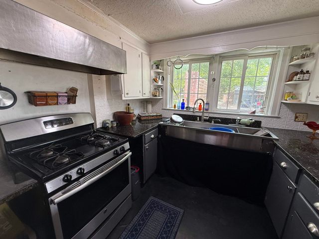 605 E Main St., Lake City, SC 29560