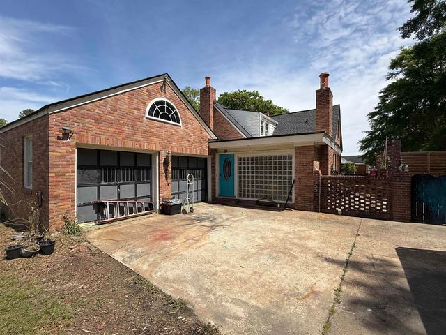 605 E Main St., Lake City, SC 29560