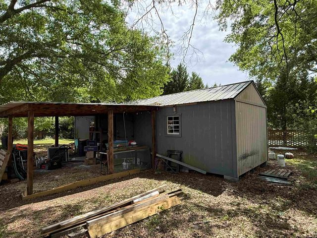 605 E Main St., Lake City, SC 29560