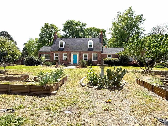 605 E Main St., Lake City, SC 29560