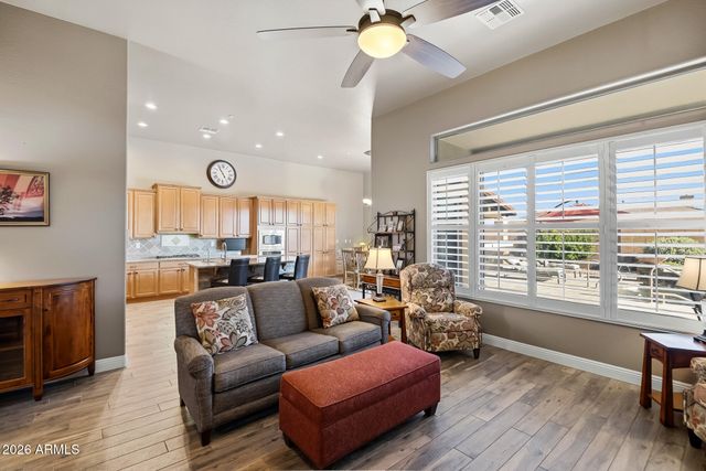 1319 W WAYNE Court, Anthem, AZ 85086