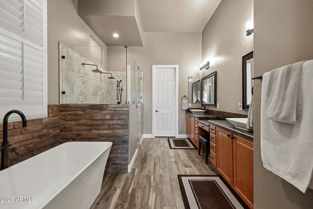1319 W WAYNE Court, Anthem, AZ 85086