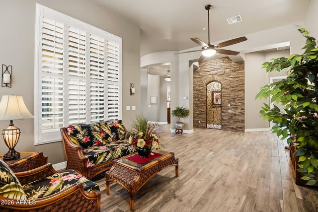 1319 W WAYNE Court, Anthem, AZ 85086