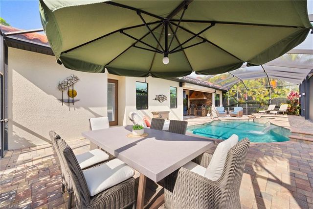 9630 Firenze CIR, Naples, FL 34113