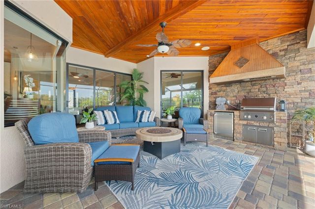 9630 Firenze CIR, Naples, FL 34113