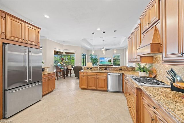 9630 Firenze CIR, Naples, FL 34113