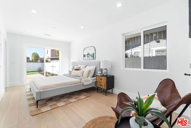 123 N Harvard Boulevard, Los Angeles, CA 90004