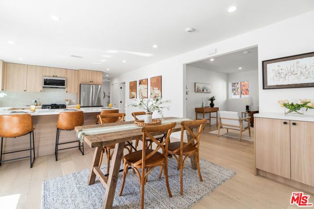 123 N Harvard Boulevard, Los Angeles, CA 90004