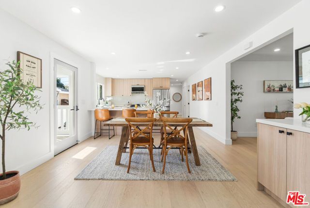 123 N Harvard Boulevard, Los Angeles, CA 90004