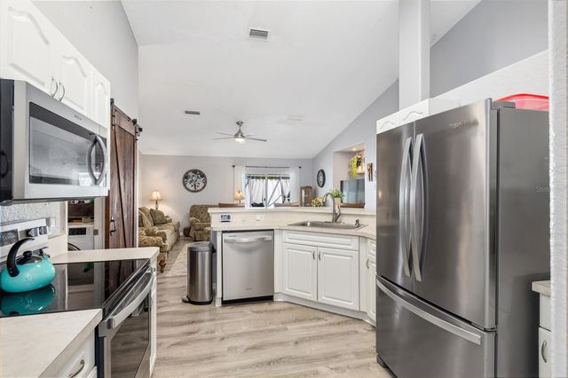 6680 CAMMER AVENUE, North Port, FL 34291