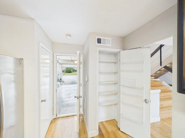 15938 Seahorse Drive 275, Houston, TX 77062