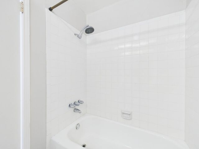 15938 Seahorse Drive 275, Houston, TX 77062