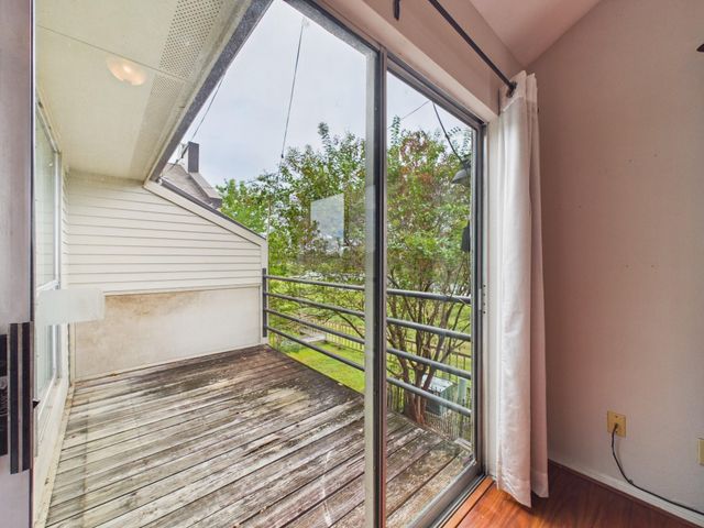 15938 Seahorse Drive 275, Houston, TX 77062