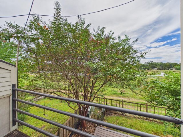 15938 Seahorse Drive 275, Houston, TX 77062
