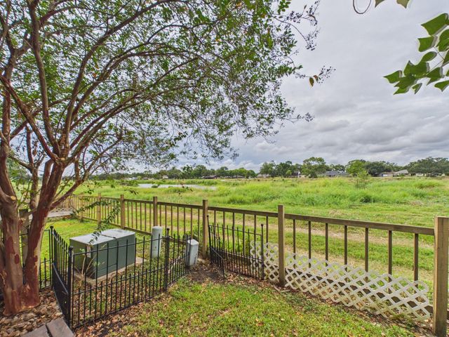 15938 Seahorse Drive 275, Houston, TX 77062