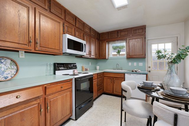 1750 Kirkwood Drive, Garland, TX 75041