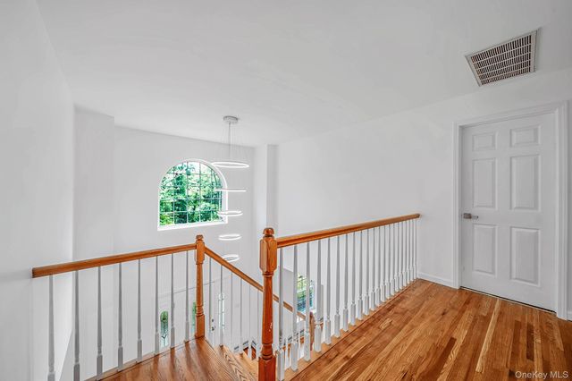 642 County Route 12, New Hampton, NY 10958