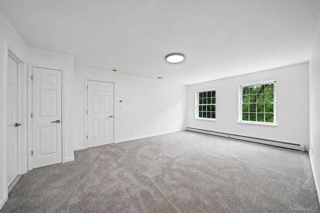 642 County Route 12, New Hampton, NY 10958