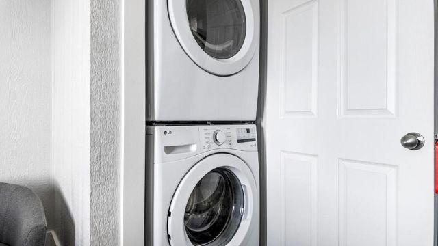 986 Edson Drive, Gilchrist, TX 77617