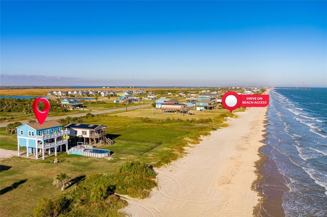 986 Edson Drive, Gilchrist, TX 77617