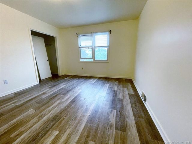 663 Newhall Street 10, Hamden, CT 06517