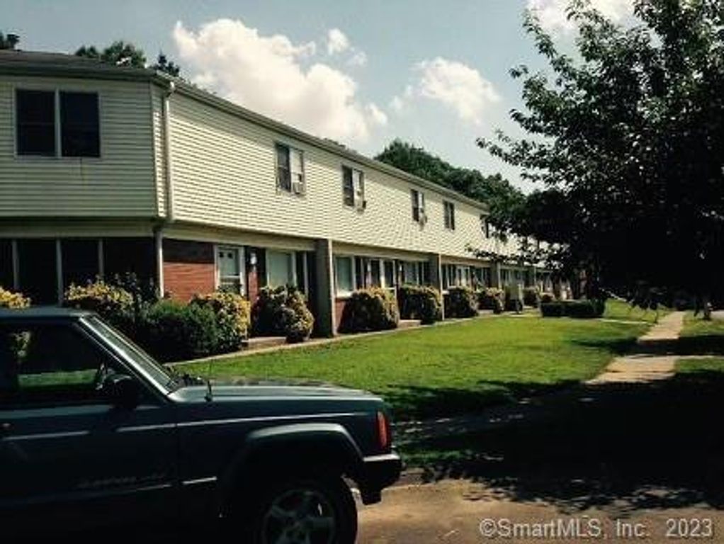 663 Newhall Street 10, Hamden, CT 06517