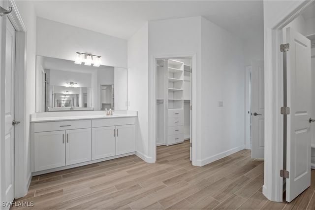 1779 Hagen CT, Naples, FL 34120