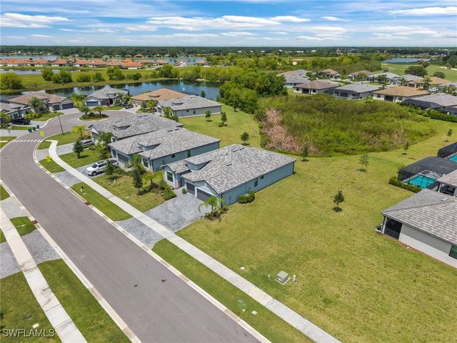 1779 Hagen CT, Naples, FL 34120