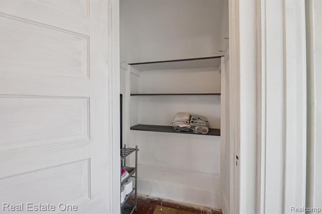 159 Dwight Street, River Rouge, MI 48218
